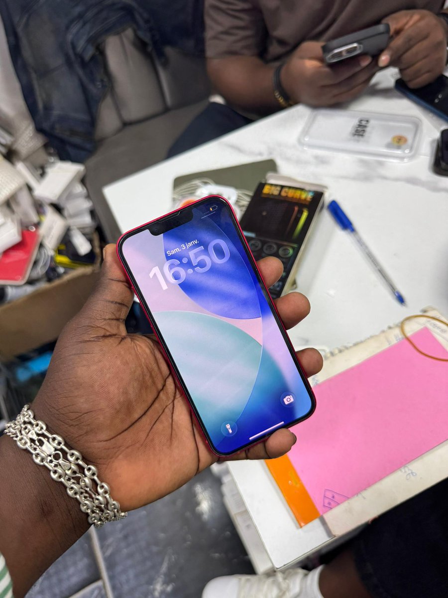 Les Business de Tata Passi 💻📲 tweet media