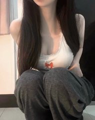 하루 tweet media
