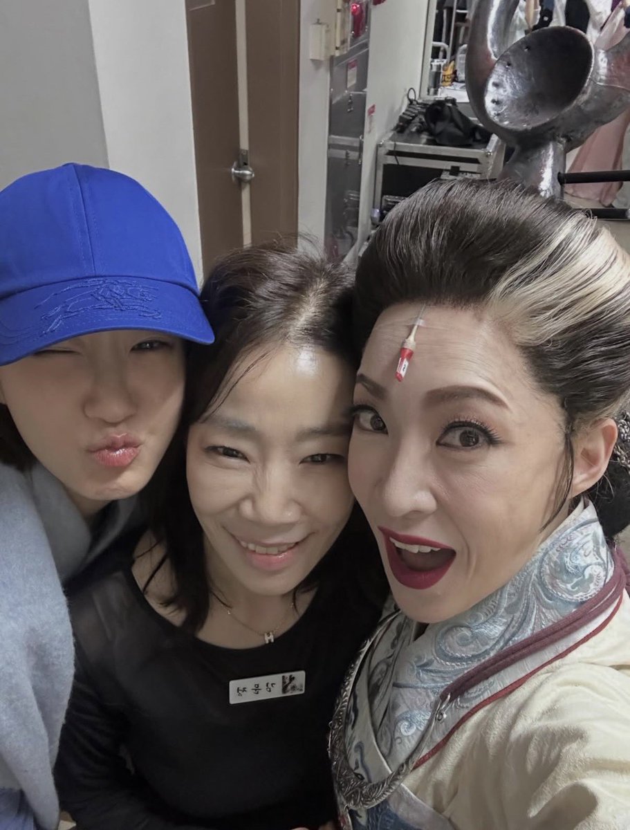 유리아 아카이브 tweet media