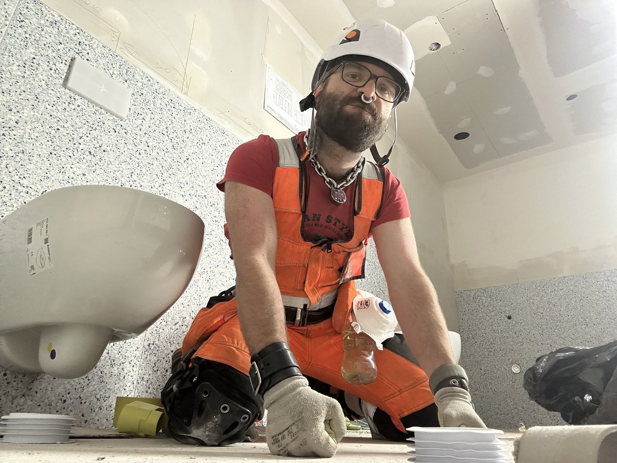 Dash Pigfield 🐷Construction Cub 🐻🦺 tweet media