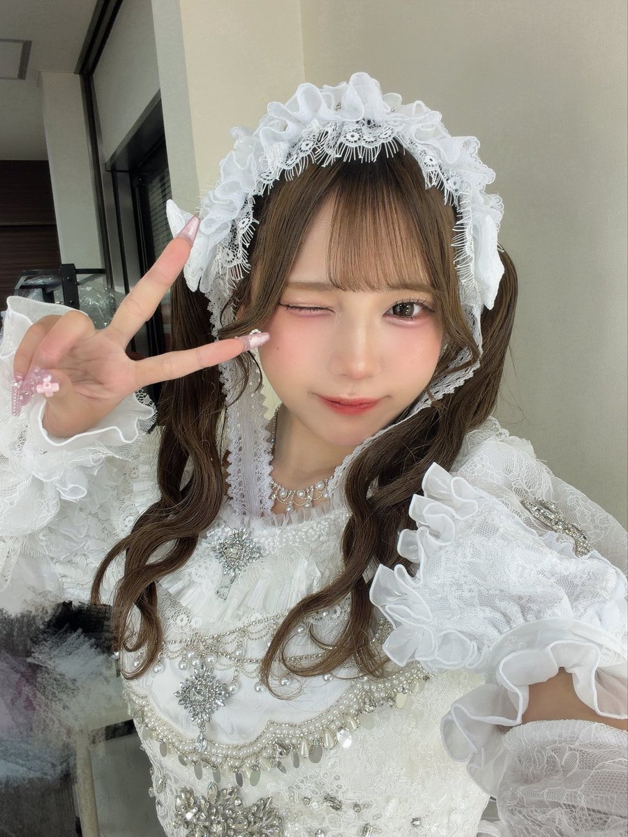 顔面 tweet media