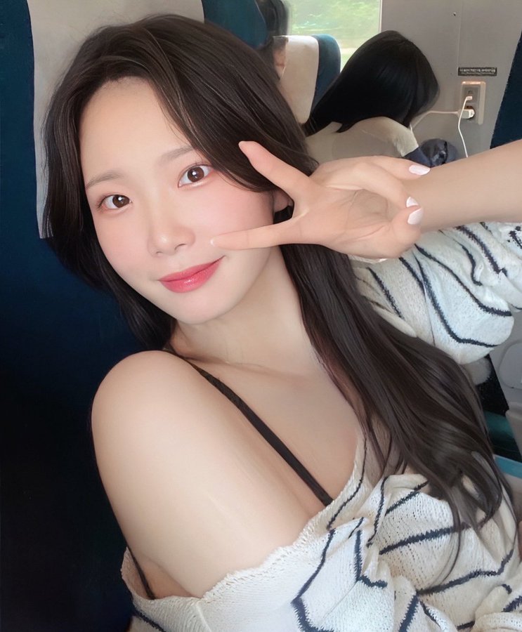 순 애 tweet media