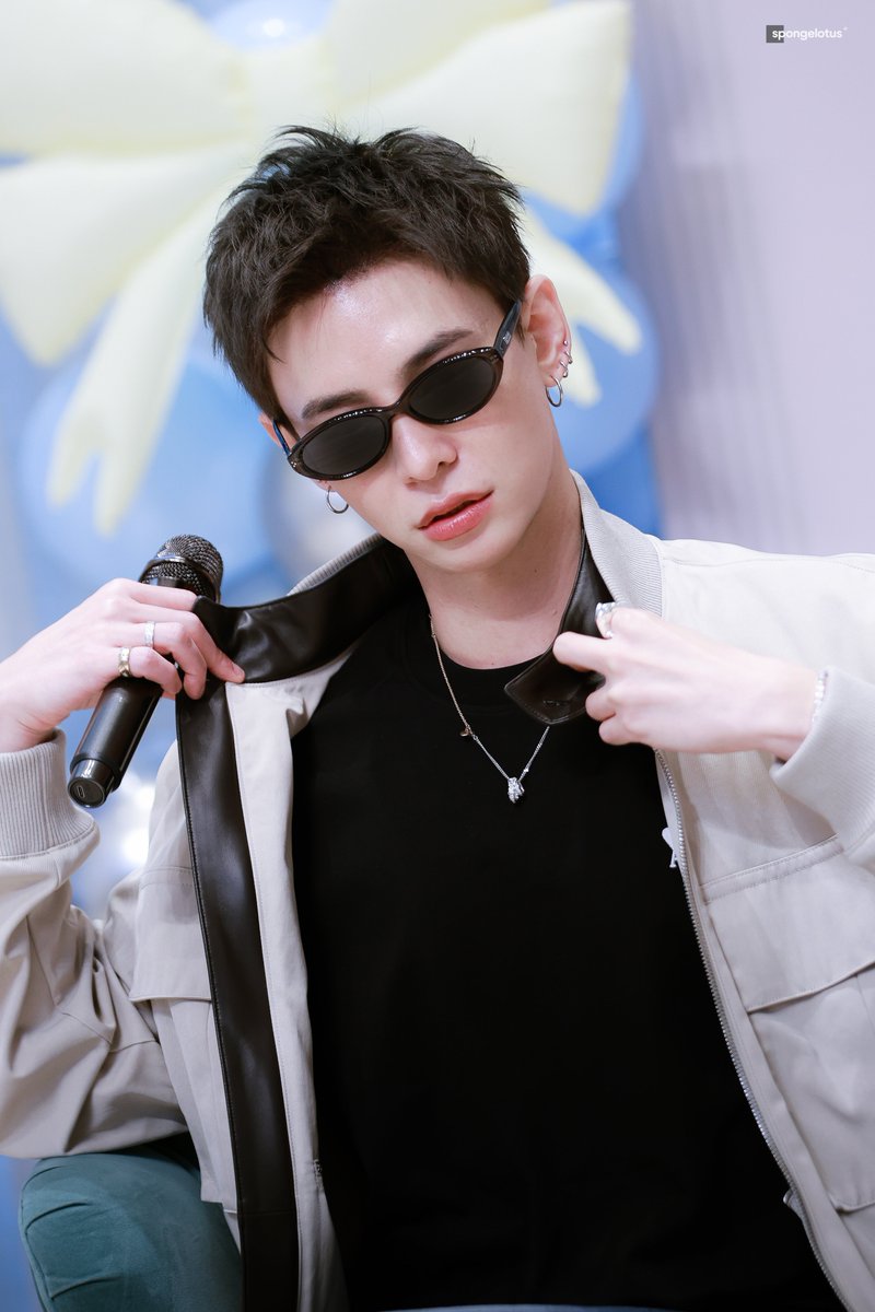 spongelotus's tweet photo. หล่อหนิ🫠💘

#HappySUPANUTDay2026
#supanut https://t.co/N5I3jdzii9