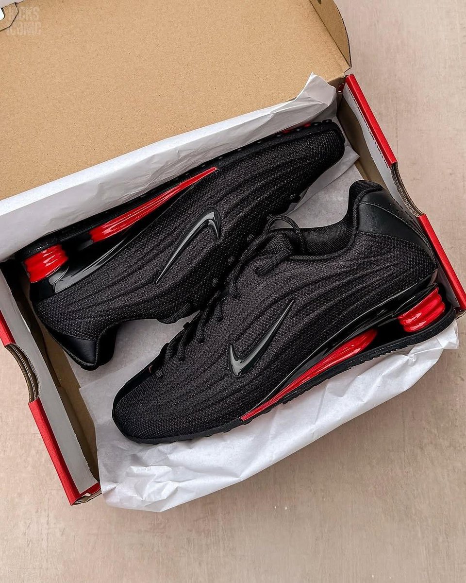 NIKE SHOX Z SIZE 40-45 AVAILABLE 480 CEDIS DM/CALL/WHATSAP