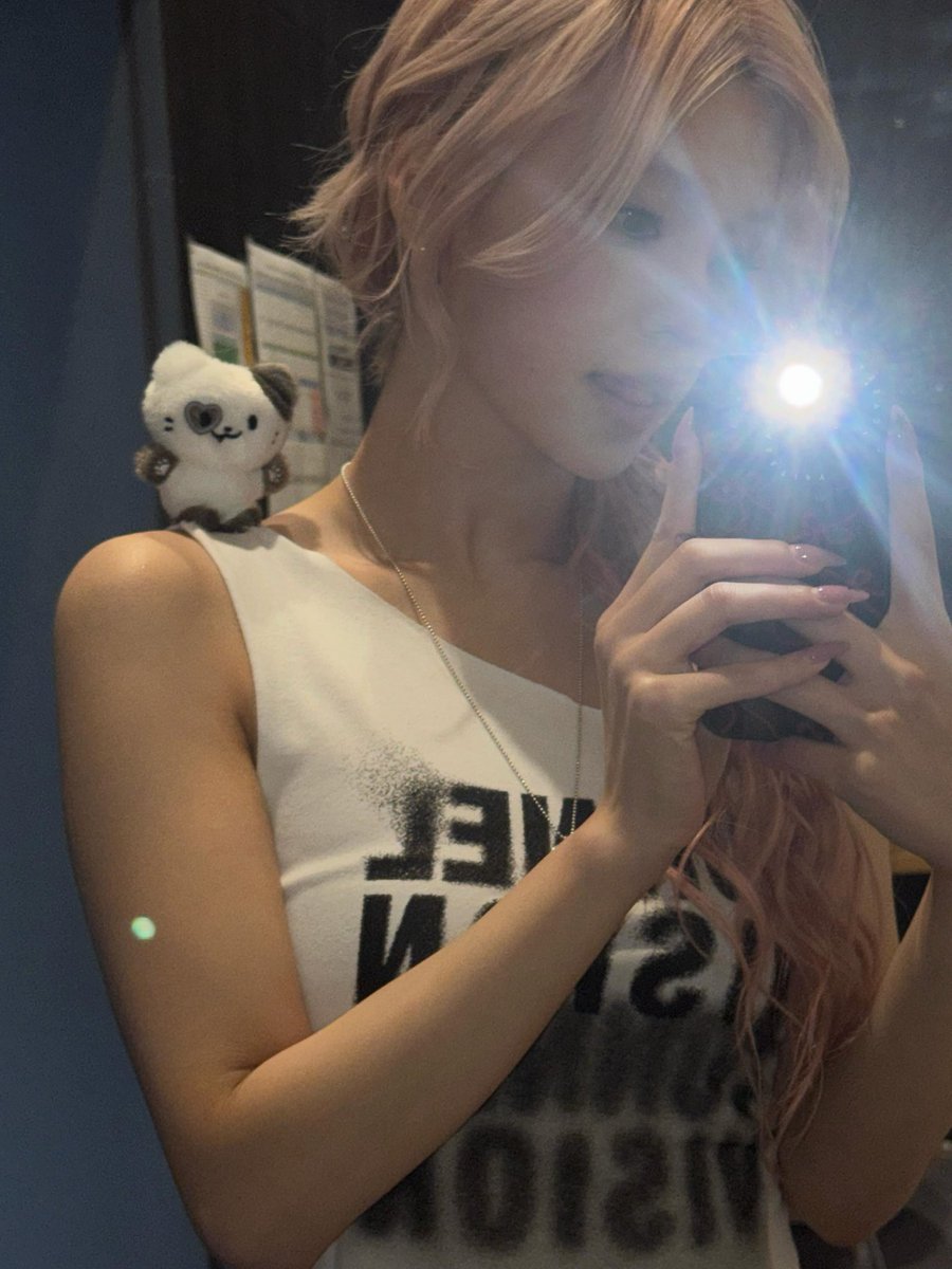저장소 tweet media