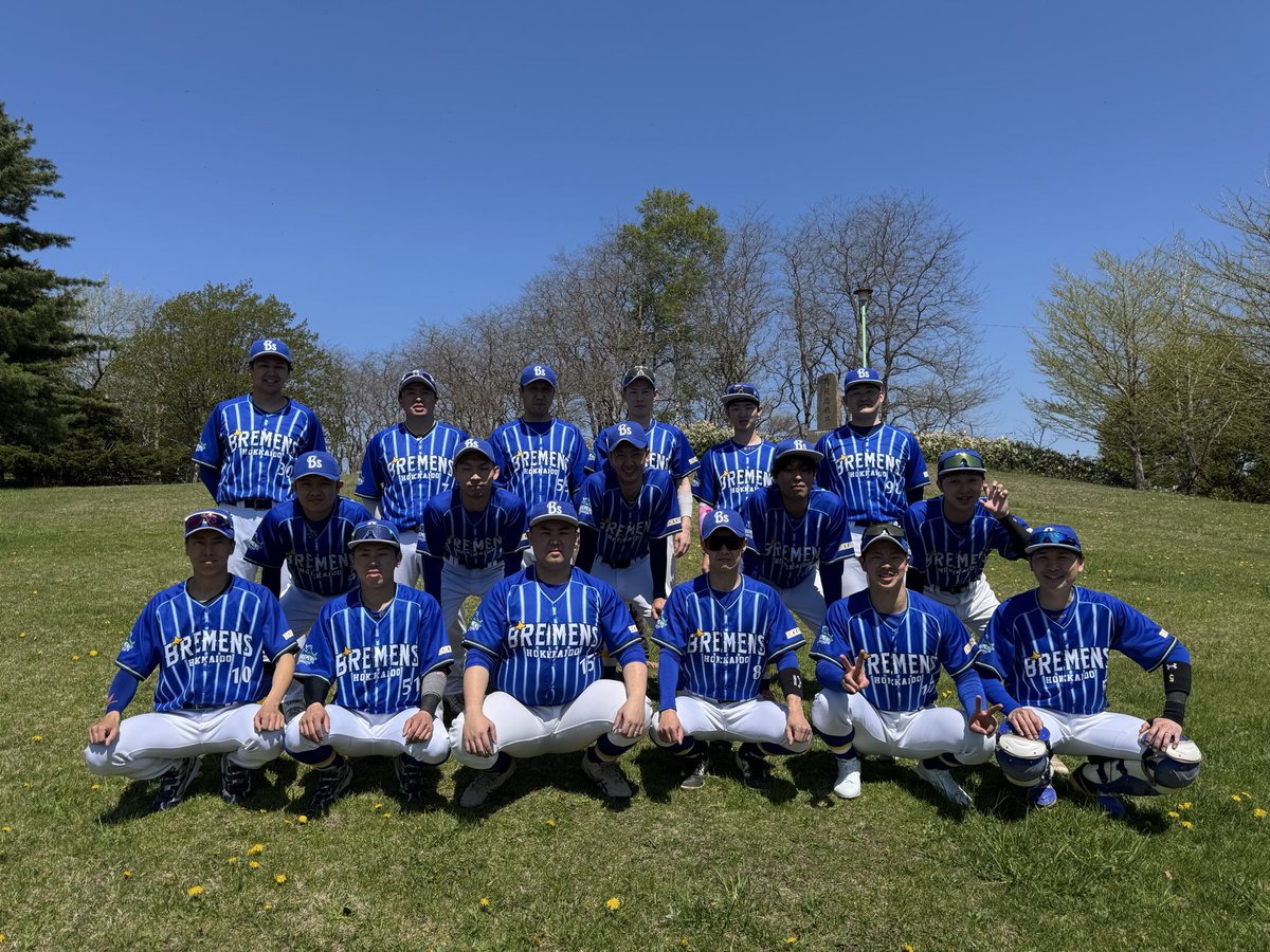 Bremens2020's tweet photo. 2026.05.10（日）
高松宮賜杯石狩支部予選1回戦
vs Triple Dippears
4対11◯（6回コールド）
2回までに四球とエラーで4失点🥶
2回終わって4対0の展開でしたが、着実に点数を重ね逆転コールド勝✨
先発坂尾は6回投げて被安打2、奪三振6、四球5で完投！
さぁ来週は準決勝・決勝🔥
#北海道ブレーメンズ https://t.co/7FHeX1G00P