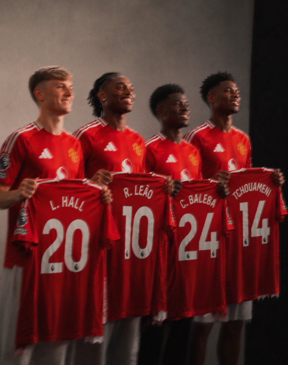 Jairo Vidoza - Manchester United 🔴 tweet media