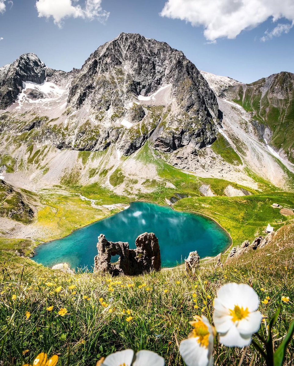 CDIsere's tweet photo. Juste un moment suspendu face à la beauté du lac de la Muzelle…

📸De notre ambassadeur tas2cailloux sur insta✨

𝘗𝘦𝘵𝘪𝘵 𝘳𝘢𝘱𝘱𝘦𝘭 : 𝘤𝘦𝘴 𝘱𝘢𝘺𝘴𝘢𝘨𝘦𝘴 𝘴𝘰𝘯𝘵 𝘱𝘳𝘦́𝘤𝘪𝘦𝘶𝘹, 𝘱𝘳𝘦𝘯𝘰𝘯𝘴-𝘦𝘯 𝘴𝘰𝘪𝘯.

#MonIsere #ProfitePartageRespecte #LacDeLaMuzelle https://t.co/n1zjj1ZuRc