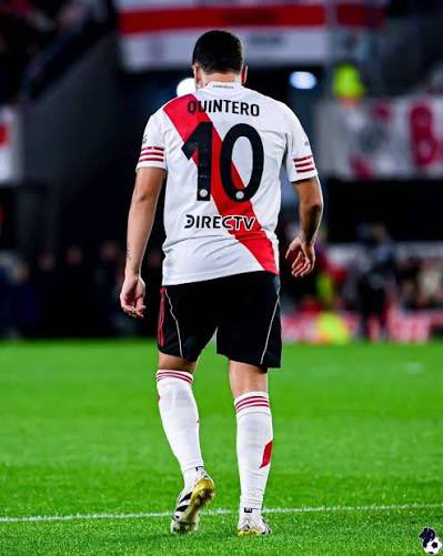 En este equipo el 10 debe ser titular todos los partidos!
#Juanfer