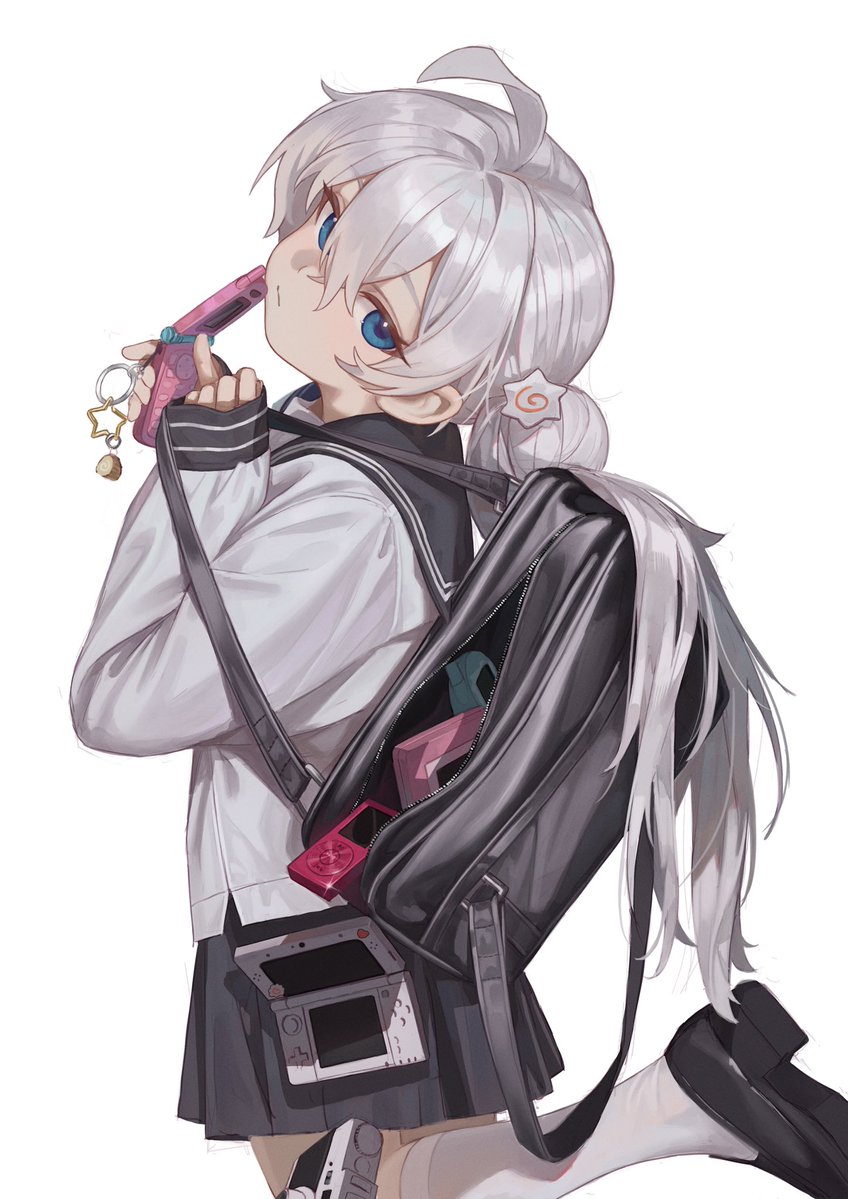 鳴門マキ tweet media