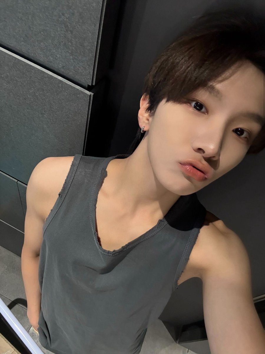 fae 𓂃⋆.˚ tweet media