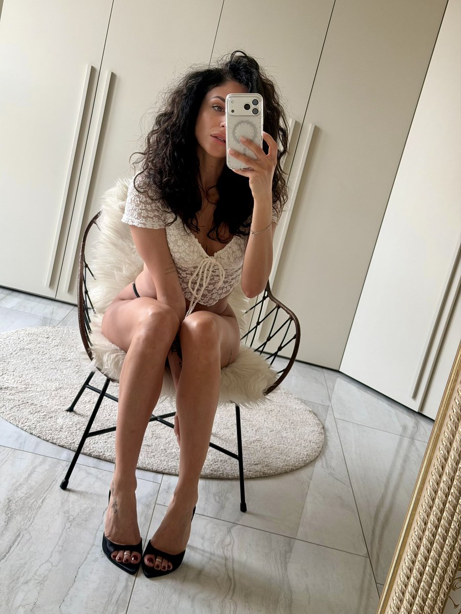 Sweet Feet tweet media