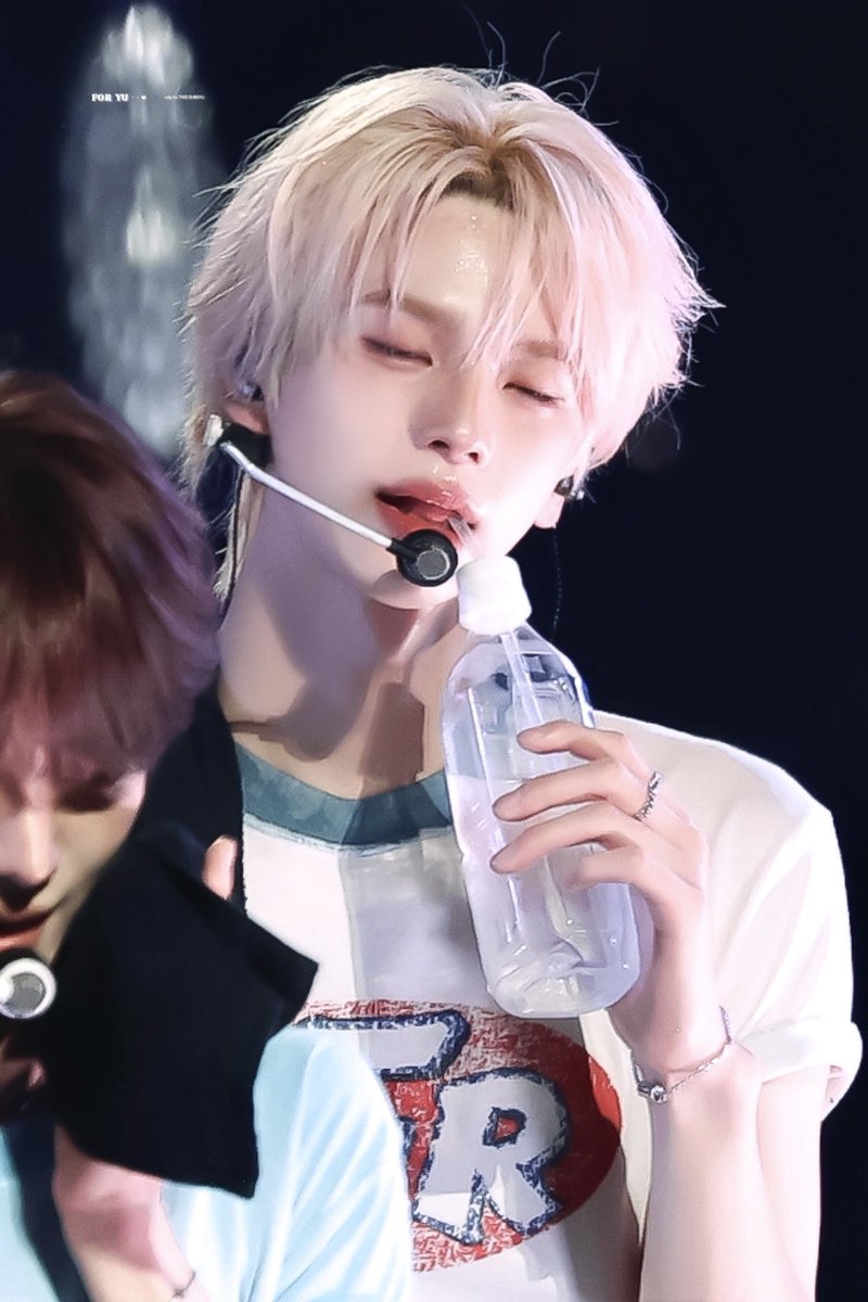 뽀유..♡ഒ tweet media
