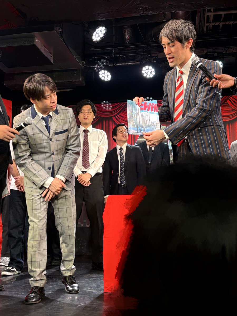 ヤかん tweet media
