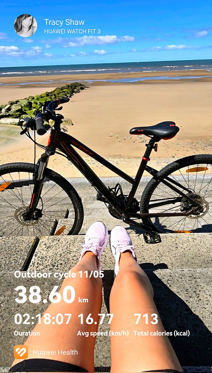 TraceJShaw's tweet photo. First 19km  was evil 15mph headwind  felt like uphill climb and more like 20mph 🌬rest bk was a dream  ❤️ LOVE a  Coastal cycle  despite the cold today 🥶 🤗 https://t.co/4NAyOeHHVE