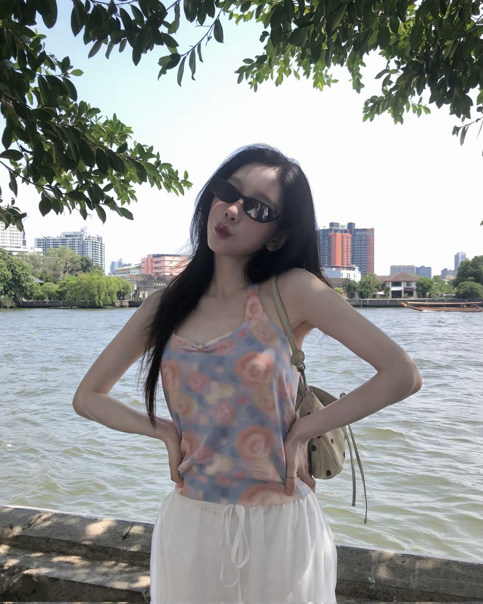 ลูกสาวคนเล็ก 🤪 tweet media