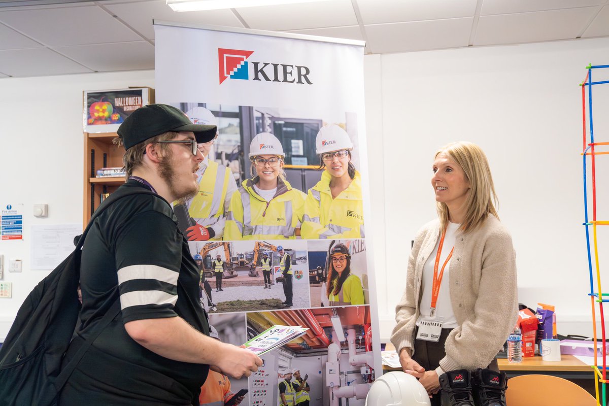 FoundationLCC's tweet photo. Experiences like these help our learners develop valuable employability skills and make meaningful connections with the world of work 🙏🙌 https://t.co/VwOrk1MmQj