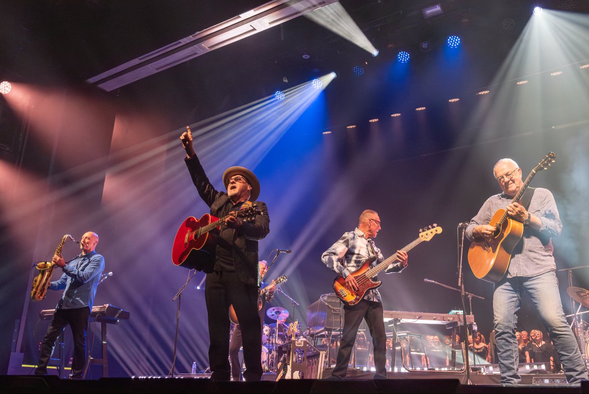 Paul Carrack tweet media