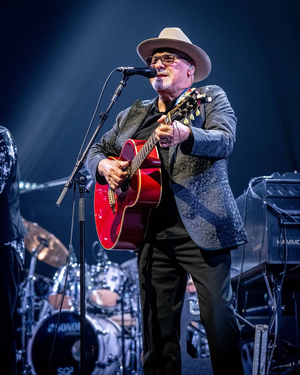 Paul Carrack tweet media