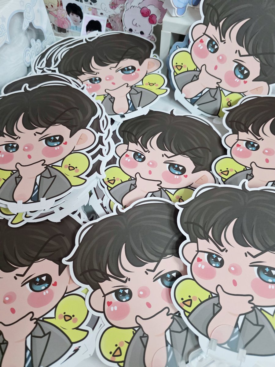 ฝากมารับพัดเซฮุนด้วยนะคะ พัดน่ารักมาก🐥#EXhOrizon_in_BANGKOK
