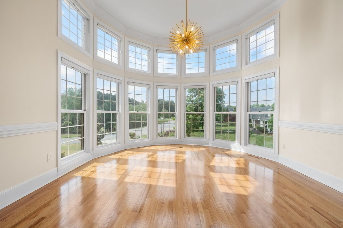 HickoryNCHomes's tweet photo. #JustListed Home For Sale in Granite Falls NC!
📷 CALL 828-328-9540 to see it TODAY
📷 VISIT for more pictures and information >>
https://t.co/so3expKTIP
📷 Welcome to 4 Royal Vista Way in River Bend, a premier Lake Hickory community in Granite Falls. This exceptional all-brick home offers 4 bedrooms, 6 full bathrooms, and approximately 4,575 square feet of living space in addition to a massive unfinished basement.
📷 PRICED at $1,150,000
📷 CONTACT Listing Agents Mike Kelly and Gavin Kelly 828-455-1919 for more details.
📷 BUYER'S AGENT Compensation is being offered.
📷 4 Royal Vista Way, Granite Falls, North Carolina 28630
#WeKnowGraniteFalls
#GraniteFallsElementary #GraniteFallsNC #CaldwellCounty
#FoothillsNC #WesternNC
#BuyWithBHGRE #SellWithBHGRE #DistinctiveCollection
#BHGREfoothills #BHGrealestate #NobodyKnowsHomesBetter