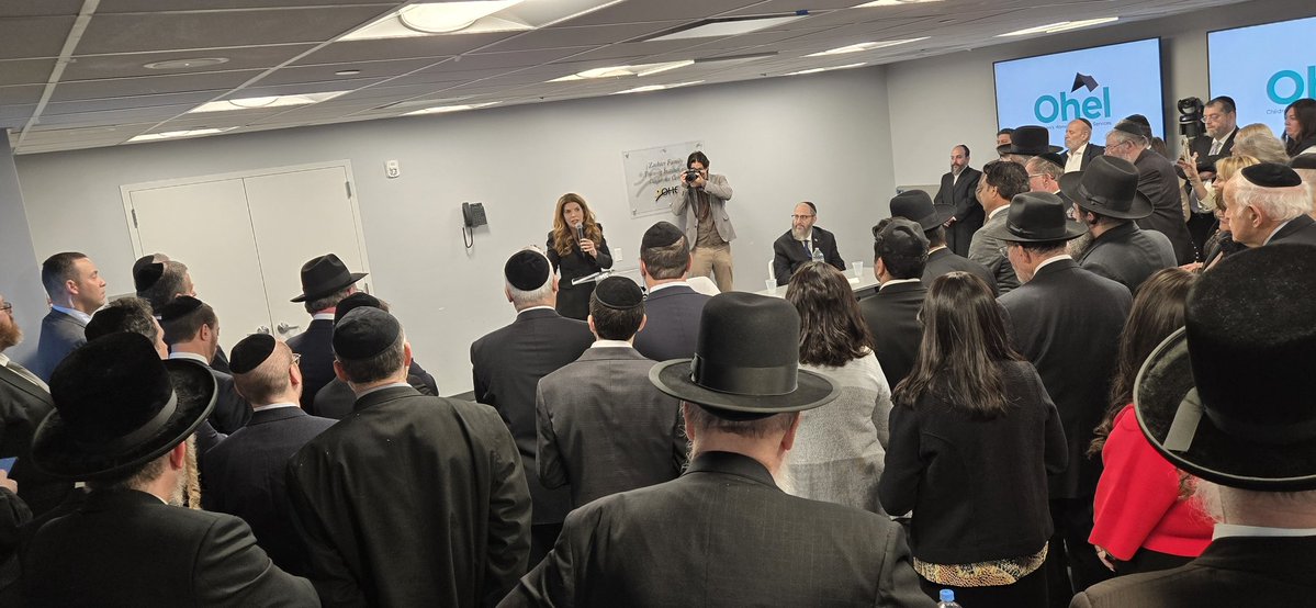 Yeshiva Educated Alexander Rapaport tweet media