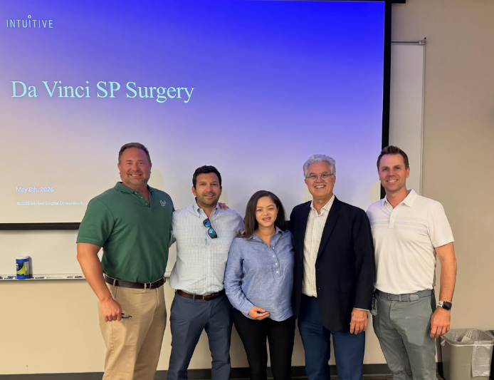 USFCOLORECTAL's tweet photo. Proud to host Tampa’s first Single‑Port (SP) Colorectal Surgery Course, bringing leaders in minimally invasive surgery together to advance innovation and patient care. Grateful to our faculty, attendees, and partners for making it a great inaugural event—excited for more to come! https://t.co/RszTFbrhHJ