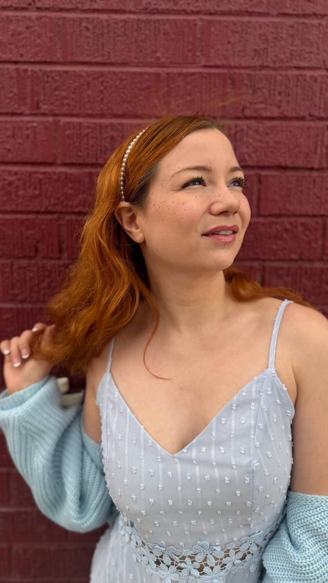 RedHeadAliceLittle tweet media