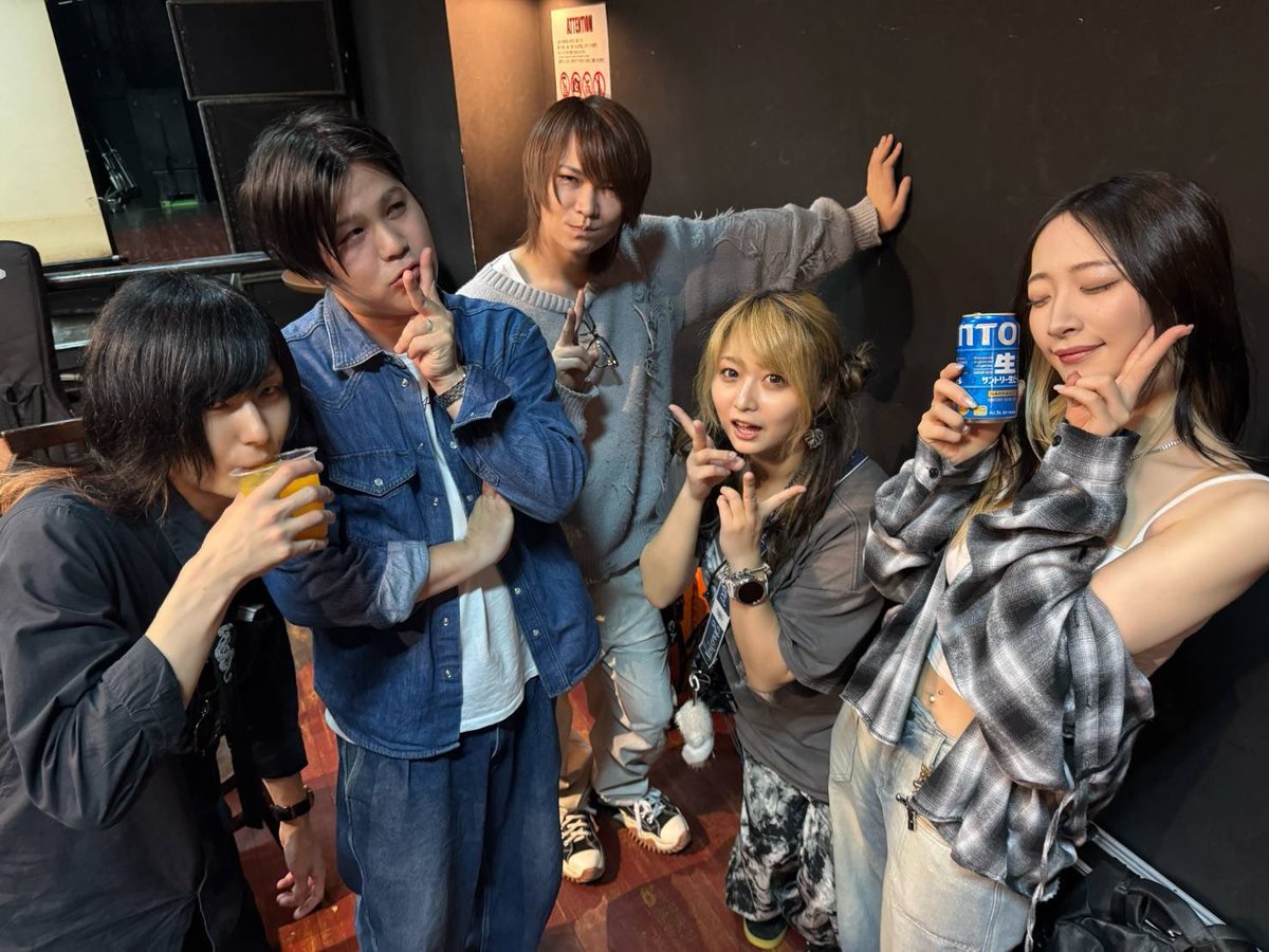 シープロイド tweet media