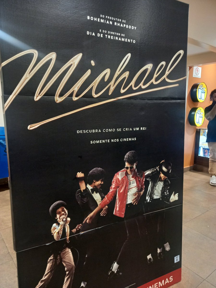 krjsantos's tweet photo. O sobrinho do Michael foi impressionante no filme, adorei #michael #jaafarjackson https://t.co/rmPmtb8m1d