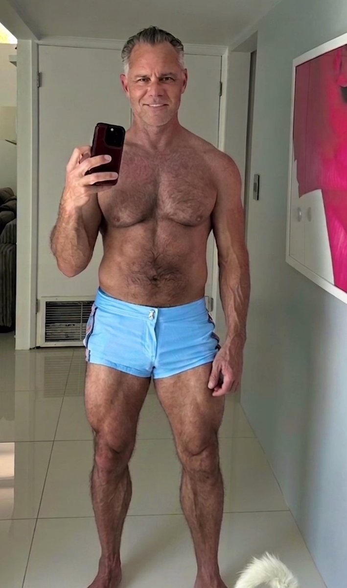 Muscle Daddies tweet media