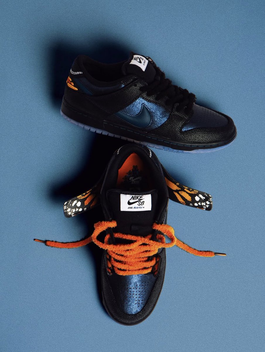 PillClinton7's tweet photo. I won a pair of the new @bluetileSC Dunks in a raffle yesterday‼️ Only paid $40 for my spots, letsfkngo https://t.co/ksc7SPU3it