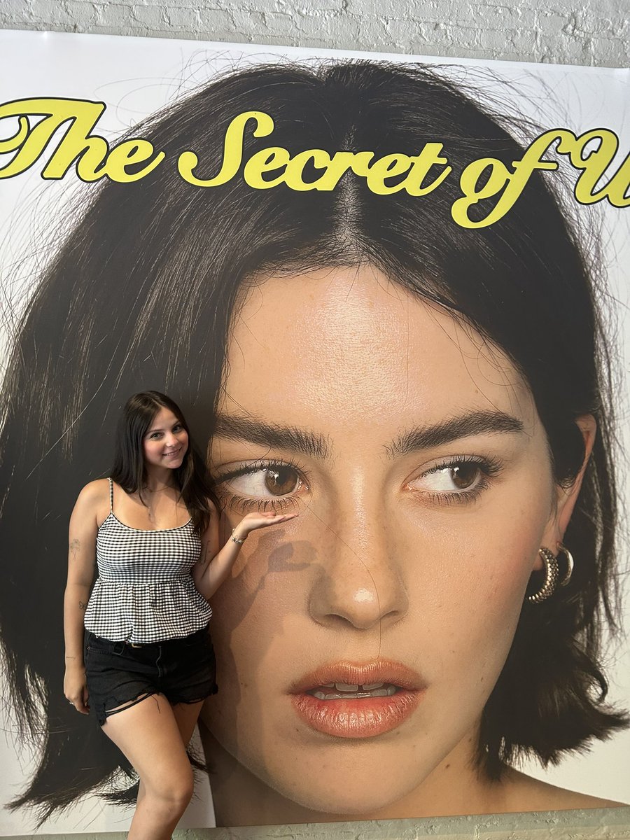 lexisabrams's tweet photo. reintroducing myself for ga3

hii my name is duda! i’m 22 and i live in philly! ★ i’ve been a gracie fan since 2022!

my favorite album is good riddance and my favorite songs are:
- right now, will your cry?, block me out, let it happen and camden

🩵 #gracietwt https://t.co/l22dbJlVe6