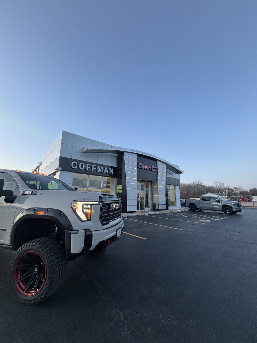 Coffman_GMC's tweet photo. Beautiful skies https://t.co/VsfIBX9i1z