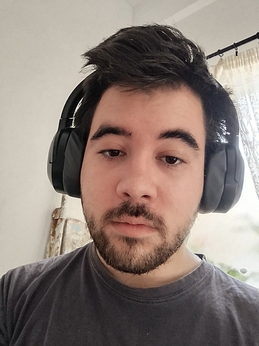 Zuhaitz tweet media