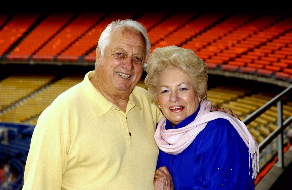 GeneralGCuster's tweet photo. @Ferrall_Prophet .Scott-Thanks! Great clip of Tommy Lasorda telling his #MLB players who is boss. Funny-Tommy's wife Jo said he never F bombed at home,  a tract home in the great city of Fullerton Ca., for 50+ years. (Tommy &amp; Jo-undated Dodgers photo) @TheJuliaNelson @SheponAir https://t.co/hh0FjgEF13