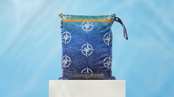 version_5571's tweet photo. Update:/ { @DisneyCruise Line /}
Status:/ { Perks = Castaway_Club_Gifts }

{member_status:/ gift}
Silver:/ Backpack/
Gold:/ Wet_Dry_Bag/
Platinum:/ Water_Bottle/
Pearl:/ Travel_Pillow_Blanket/

Description:/ “DCL recently announced a collection of all-new welcome gifts for Castaway Club Members. Expect to see these gifts in your stateroom on embarkation day soon.”