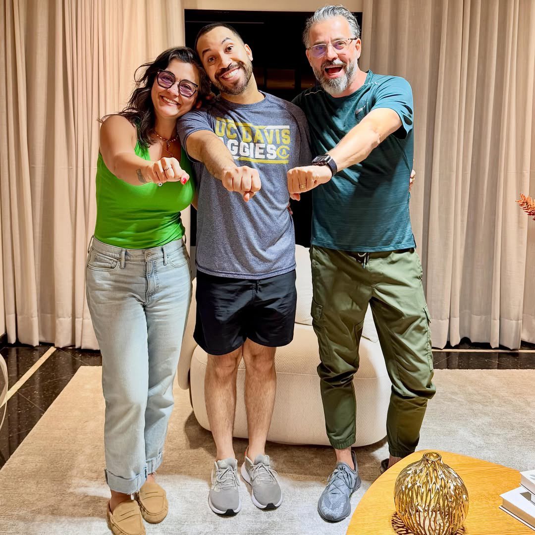 Gil com os MAIORES comentaristas de reality show, Tati e Celo 👏