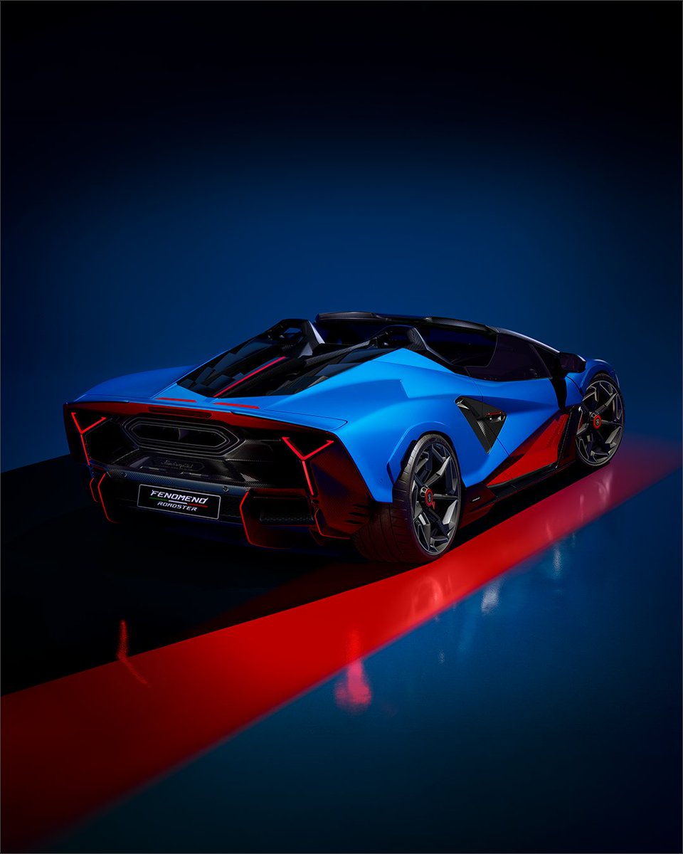 Lamborghini tweet media