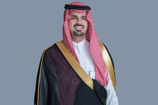 salem89685289's tweet photo. امين الأمناء . @BinAyyafFaisal @Amanatalriyadh الامير الأمين الدكتور فيصل بن عبدالعزيز بن عياف آل مقرن:🙏
أيقونة التحوّل،وعرّاب التغيير، والباب المفتوح، 🤝والحضن الدافئ لكل مواطن ومقيم.
أنصف الجميع فأحبّه الجميع ❤️ امتداد لرجل صالح وسلالة وطنية أخلصت لدينها ومليكها ووطنها 🇸🇦 https://t.co/1BgB1vECN3