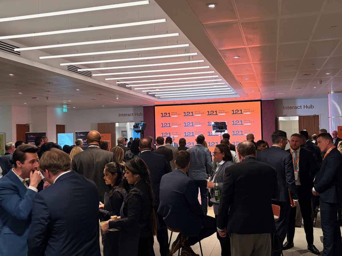 XaliGold's tweet photo. A strong start to @121MiningInv London. 🇬🇧

Day 1 was filled with investor meetings, project discussions, and great conversations about $XGC’s work at Pico Machay in Peru.

Thank you to everyone who took the time to meet with us today. Looking forward to Day 2!

#121London2026 https://t.co/SnXkaVCsfY