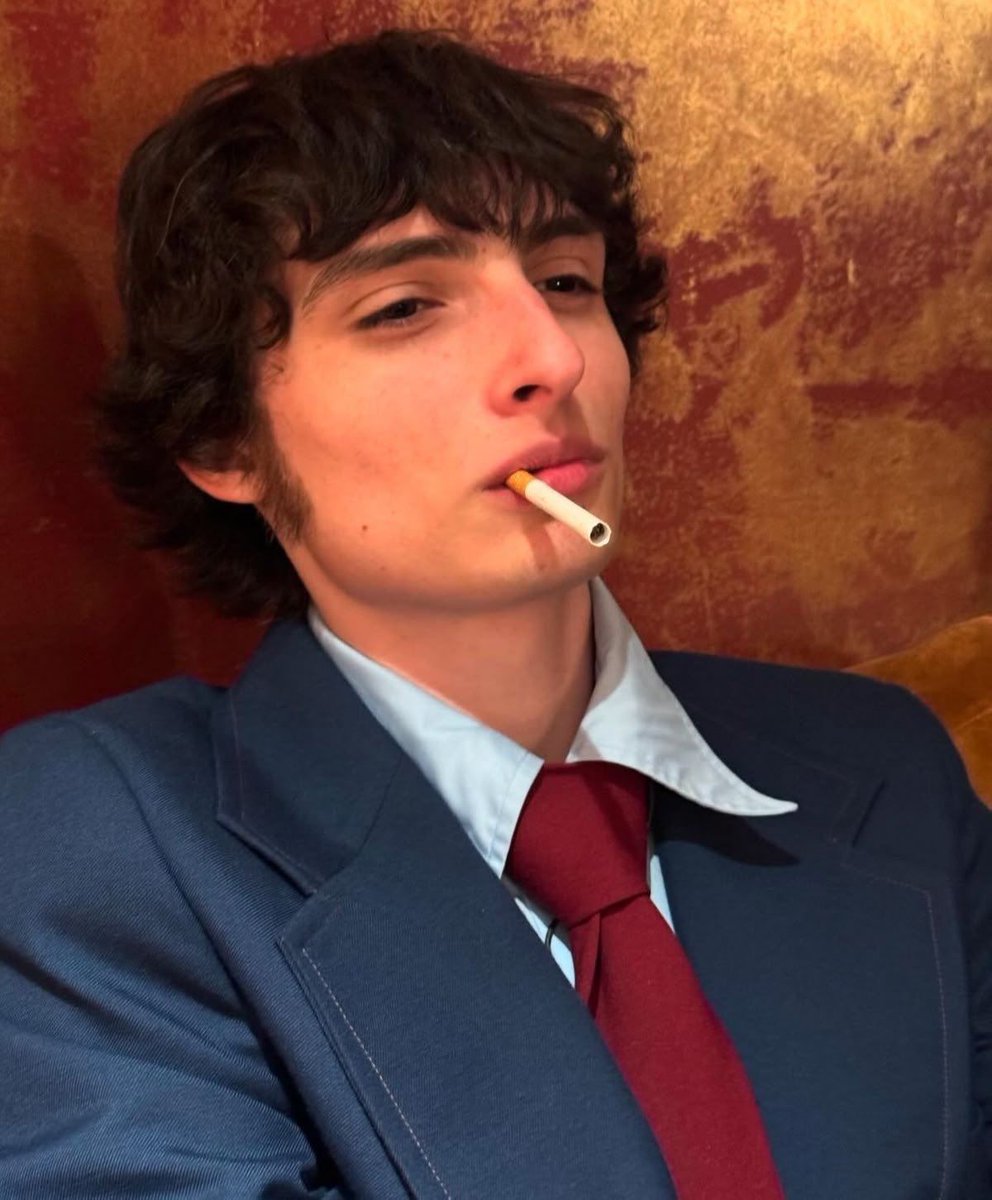 StrangerNews11's tweet photo. Finn Wolfhard and Olivia Rodrigo are reportedly dating 😱🔥 https://t.co/f9G81d2yhL