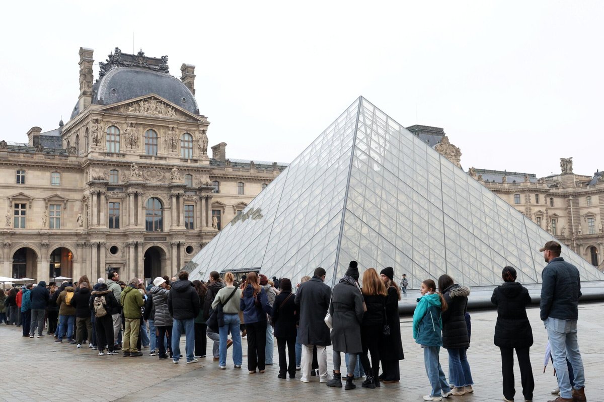 Le Parisien tweet media