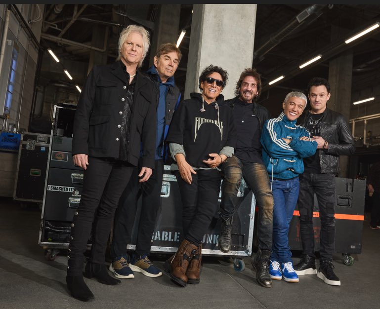 JOURNEY family - you’ve been incredible all these years. We appreciate every one of you, and your energy keeps us going night after night. The FINAL FRONTIER TOUR has been a blast 🚀 NEW ANNOUNCEMENT COMING TOMORROW.