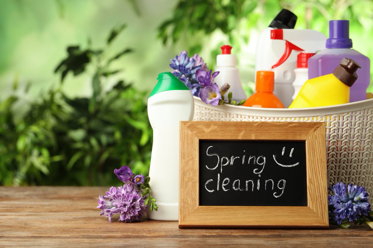 WallkillLivingC's tweet photo. 🗑️ Reminder for WLC residents!

The community dumpster will remain available through Monday for spring cleaning and larger household items. This weekend may be a great time to ask family or friends for a helping hand before it’s removed!

#WallkillLivingCenter #SpringCleaning https://t.co/XaKZuZJhqO