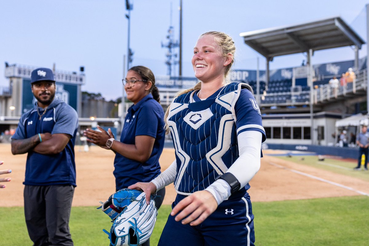 OspreySB's tweet photo. Join us in wishing @BrunemanAddyson a happy birthday!

#SWOOP https://t.co/EIAZZFwLrE