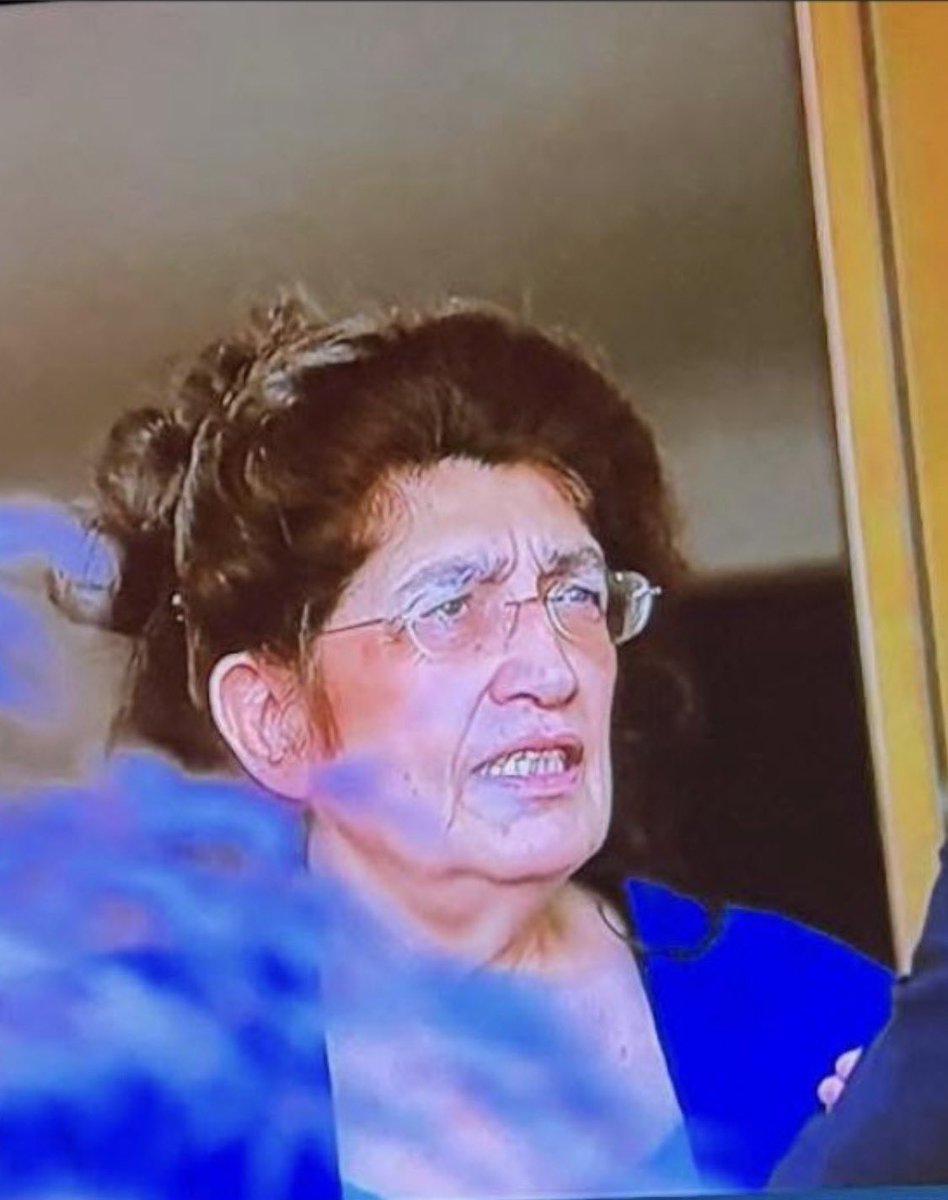 marconicolett11's tweet photo. Ecco dove avevo già visto la Barbaini 😂😂😂😂 era Maga Rowena 

#Garlasco https://t.co/1tHGcTa9Dq