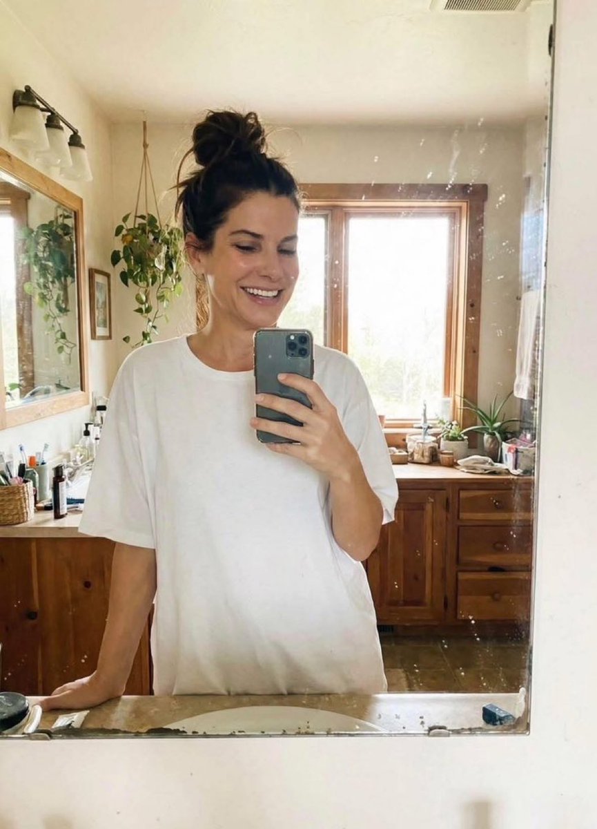Sandra Annette Bullock Fans Page tweet media