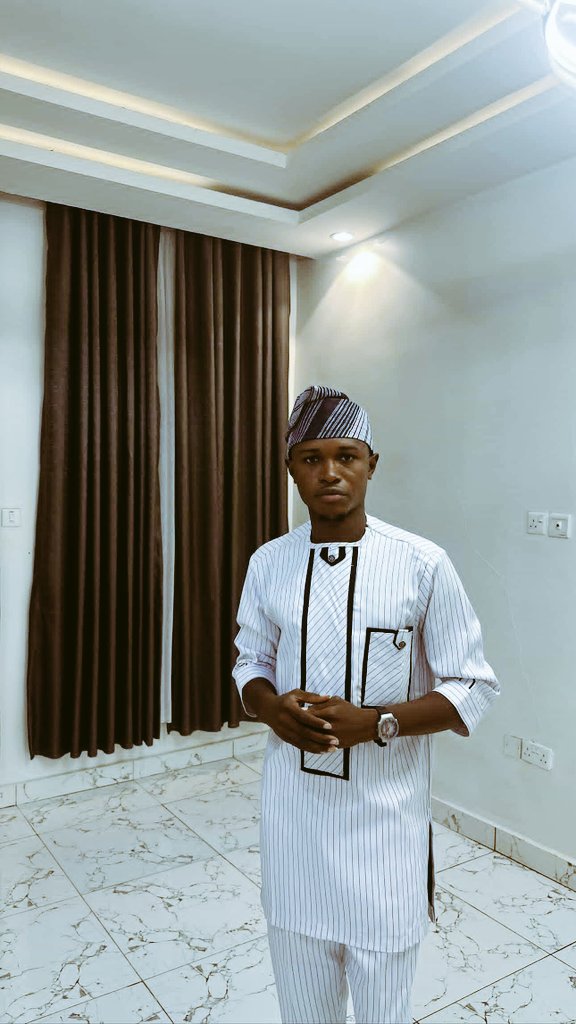 Freeman200k's tweet photo. @john322226 Pls make sure to send a dm whenever you want to upgrade/update your wardrobe at very affordable prices 🙏🙏🙏😘 https://t.co/rVaFCwUOoi
