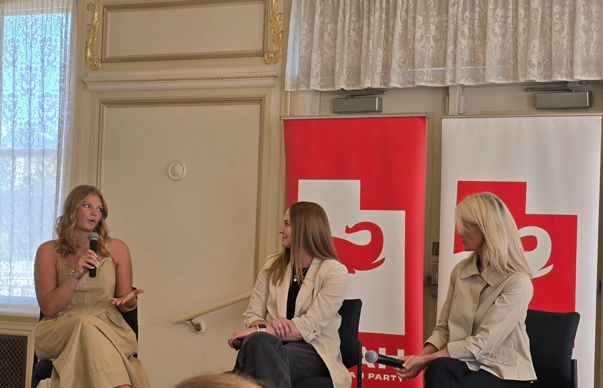 Kellyahoskins's tweet photo. Words can’t adequately express how honored I was to moderate a panel with two incredible leaders, Abby Osborne and KC Crosby. Thanks to the Utah Republican Party, I had the opportunity to hear their insight, wisdom, and advice on leadership, politics, and getting more women involved in public service. I’m incredibly grateful for the chance to learn from such accomplished women.